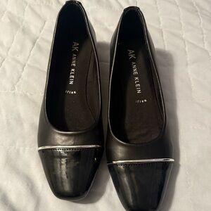 Anne Klein Black Patent Toe Flats